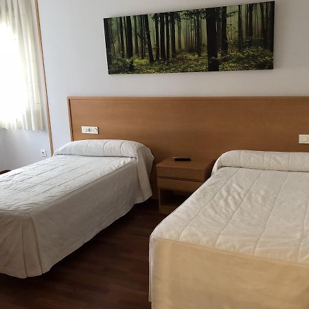 Hostal El Poligono Замора Екстериор снимка