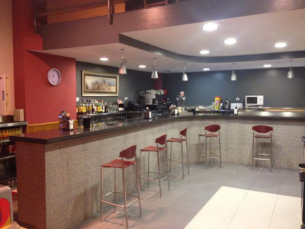 Hostal El Poligono Замора Екстериор снимка