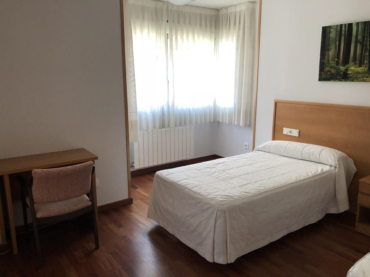 Hostal El Poligono Замора Екстериор снимка